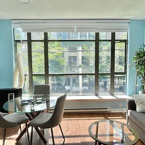 Downtown 1br At Granville Strip Near Bay Apartment Vancouver
