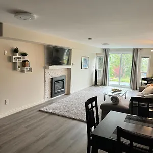 Bright Private Near Departure Bay Nanaimo
